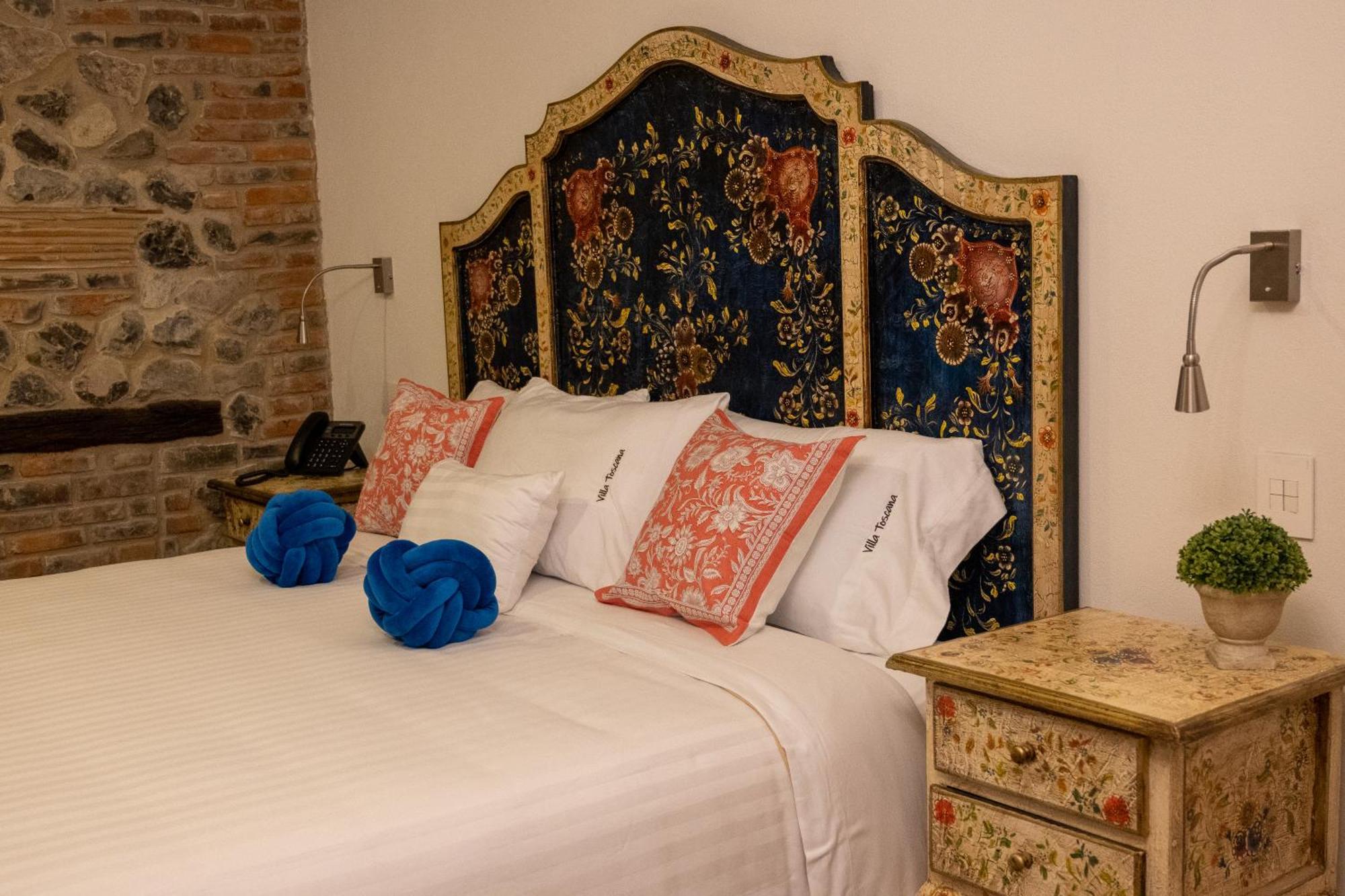Villa Toscana Valquirico Lofts & Suites Hotel Boutique Santeagueda Экстерьер фото